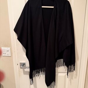 Hundred percent Kashmir cape